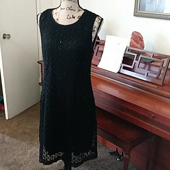 ShanaK little black dress - Picture 1 of 5